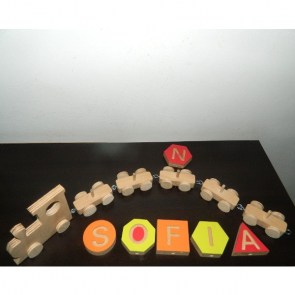 tren-din-lemn-personalizat-cu-numele-copilului-5 litere